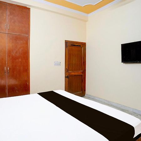 Hotel O Nd Home Cottage Ґазіабад Екстер'єр фото